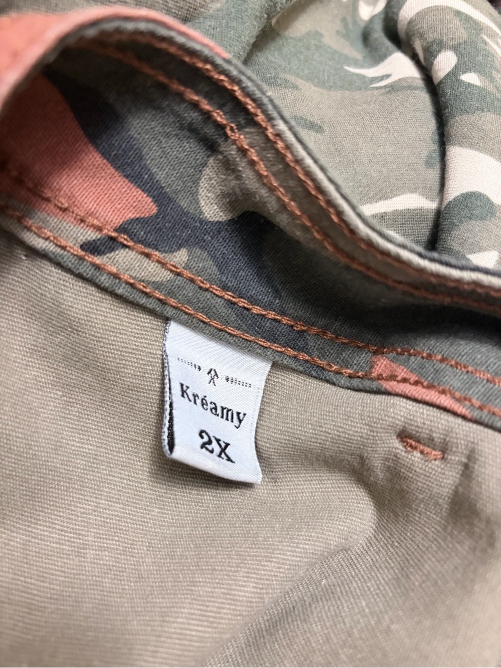 Camo Cargo Skort in Olive & Rust - Picture 6 of 7